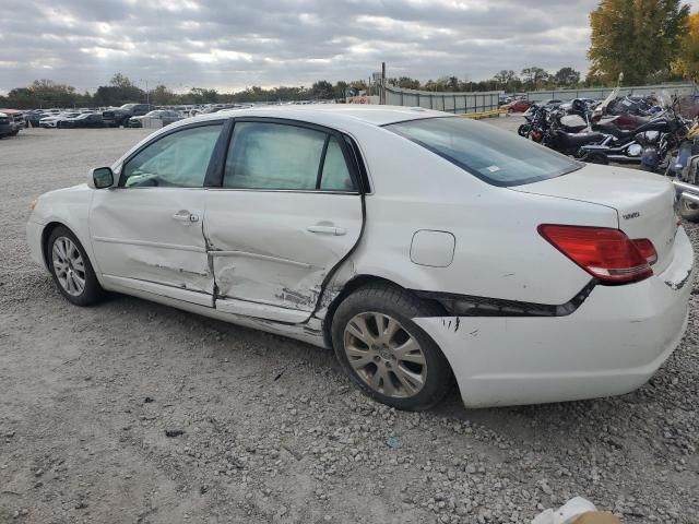 2010 Toyota Avalon XL