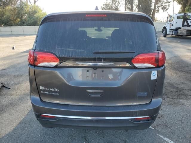 2017 Chrysler Pacifica Touring L