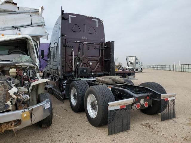 2022 Freightliner Cascadia 126