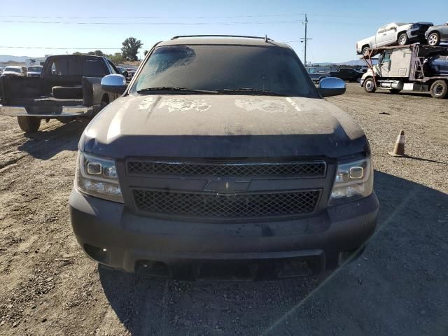 2013 Chevrolet Suburban C1500 LS