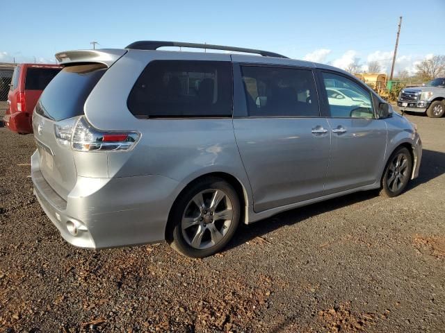 2014 Toyota Sienna Sport