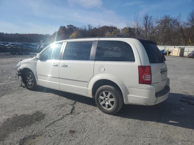 2010 Chrysler Town & Country Touring