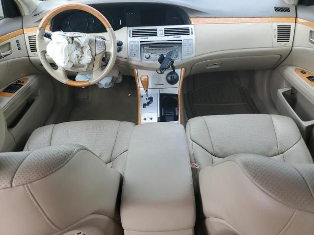 2005 Toyota Avalon XL