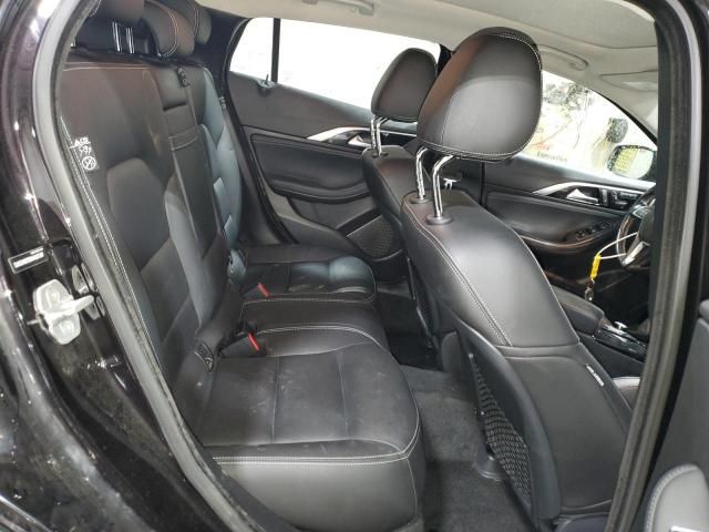 2017 Infiniti QX30 Base