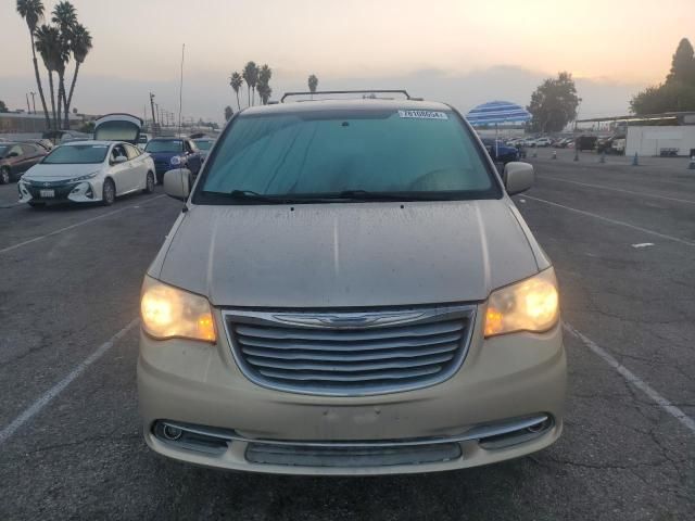 2013 Chrysler Town & Country Touring