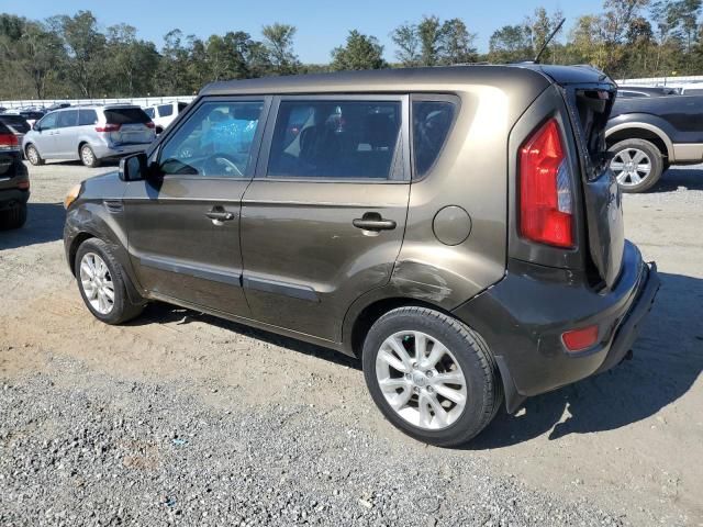 2013 KIA Soul +