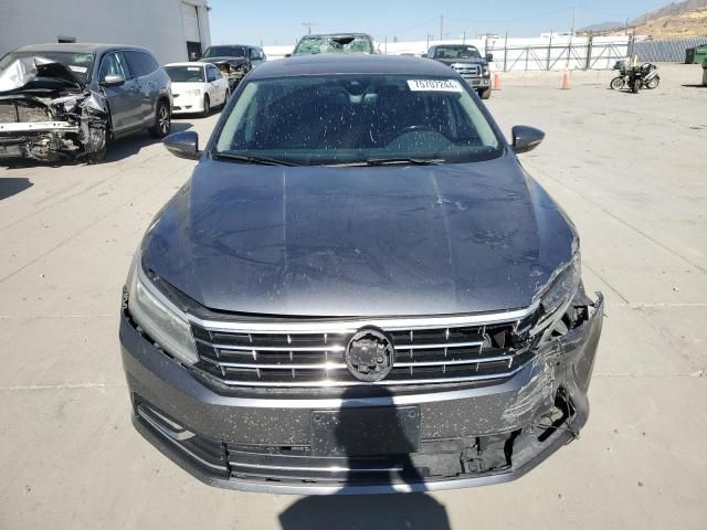 2017 Volkswagen Passat SEL Premium