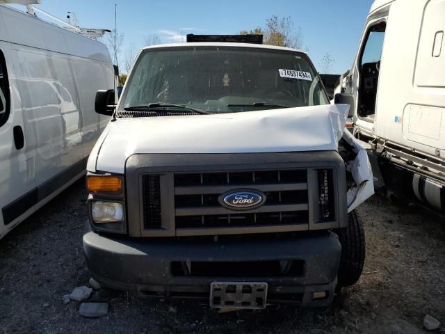 2009 Ford Econoline E350 Super Duty Wagon