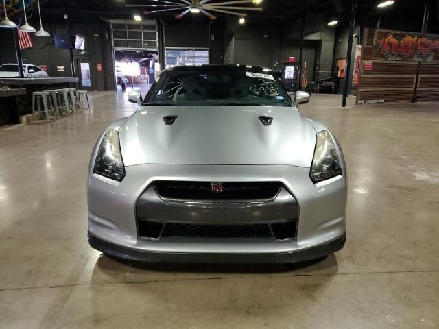 2009 Nissan GT-R Base