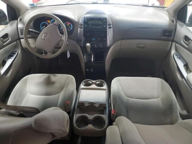 2006 Toyota Sienna CE