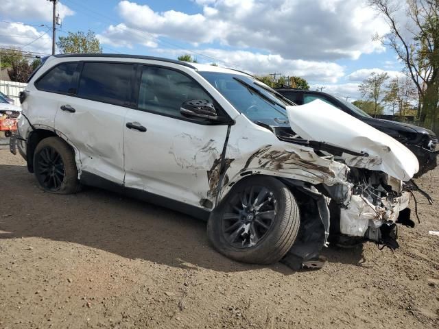 2019 Toyota Highlander SE