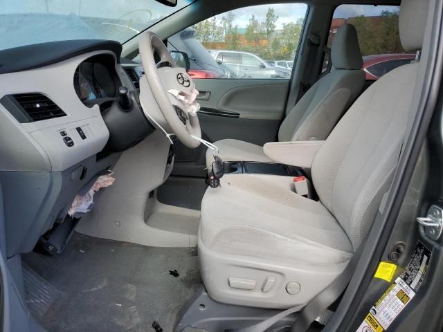 2012 Toyota Sienna LE