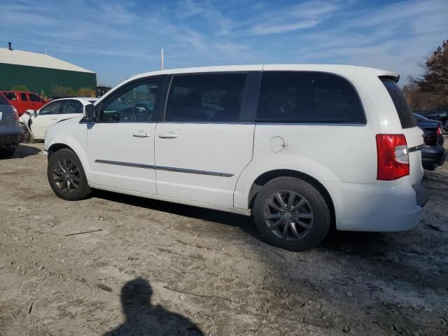 2015 Chrysler Town & Country S