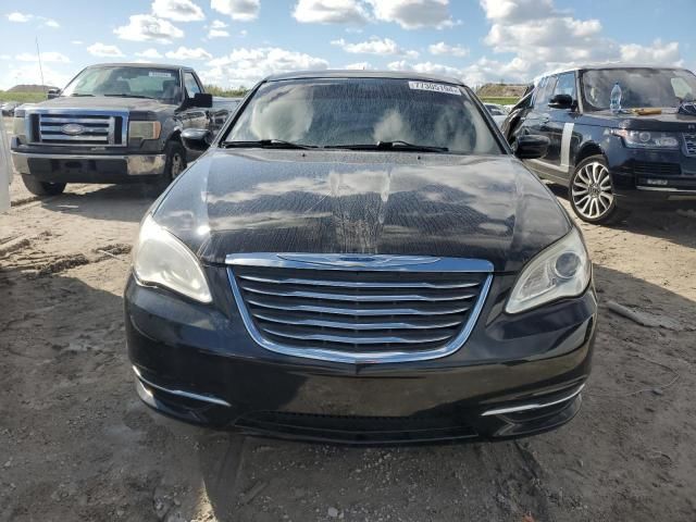 2012 Chrysler 200 Touring