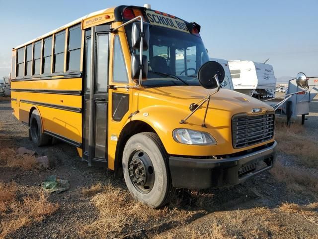 2016 Freightliner Chassis B2B