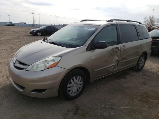 2009 Toyota Sienna CE