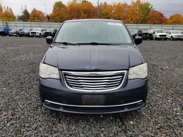 2013 Chrysler Town & Country Touring