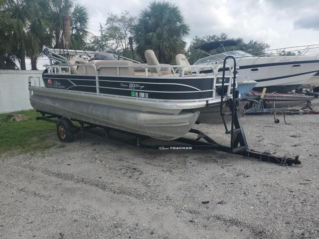 2016 Suntracker Fish Barge