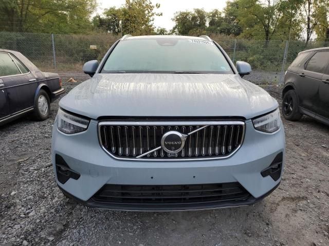 2024 Volvo XC40 Plus