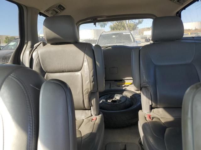 2004 Toyota Sienna XLE