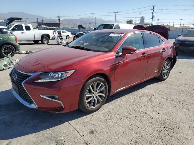 2017 Lexus ES 300H