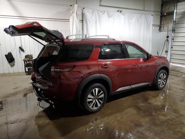 2024 Nissan Pathfinder SL