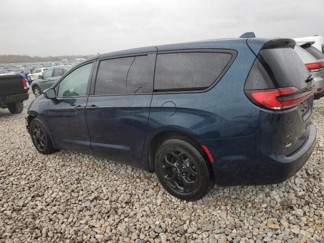 2022 Chrysler Pacifica Hybrid Touring L