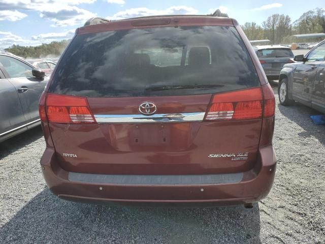 2005 Toyota Sienna XLE