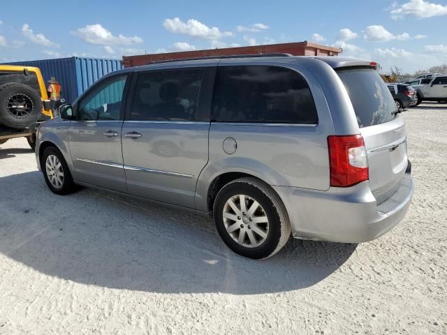 2016 Chrysler Town & Country Touring