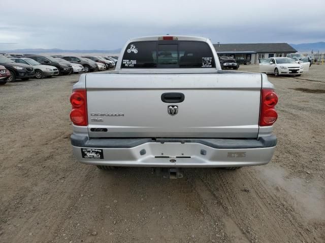 2007 Dodge Dakota Quad SLT