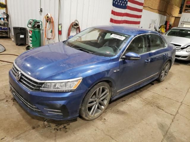 2017 Volkswagen Passat R-Line