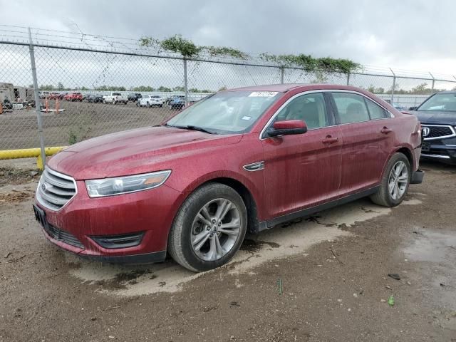 2015 Ford Taurus SEL