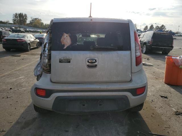 2013 KIA Soul +