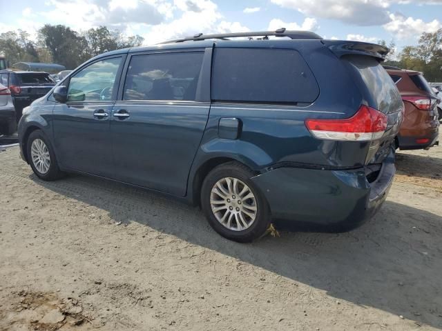 2012 Toyota Sienna XLE