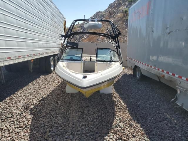 2001 MB Boat