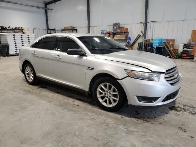 2013 Ford Taurus SE