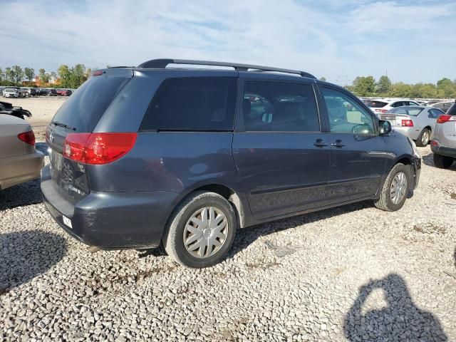 2010 Toyota Sienna CE