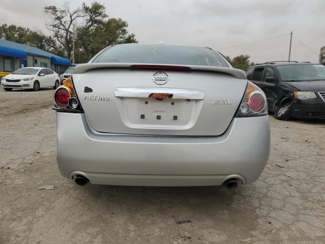 2010 Nissan Altima Base