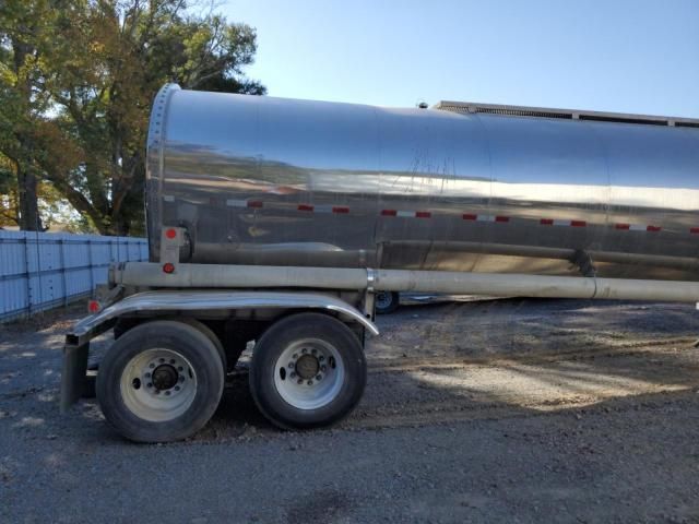 1990 Fruehauf Tank