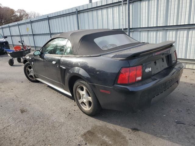 2004 Ford Mustang