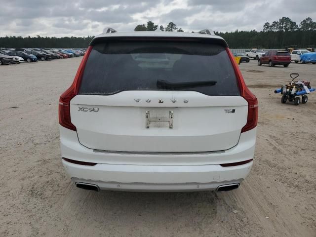 2019 Volvo XC90 T6 Momentum