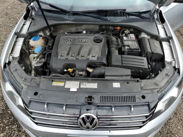 2014 Volkswagen Passat SEL