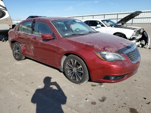 2012 Chrysler 200 Touring