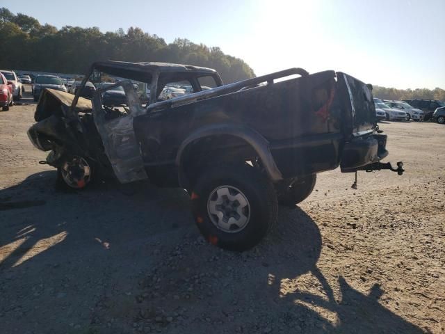 2003 Chevrolet S Truck S10