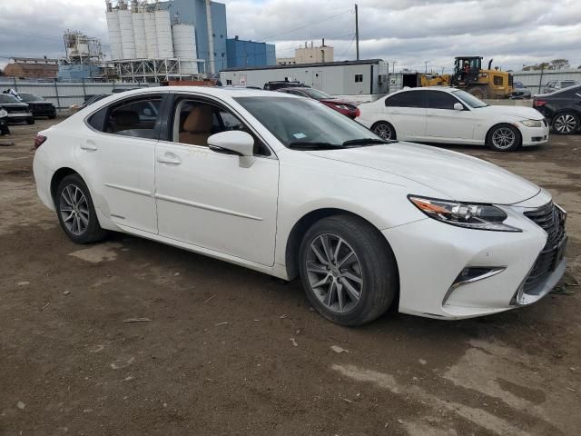 2016 Lexus ES 300H