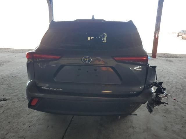 2021 Toyota Highlander Hybrid XLE