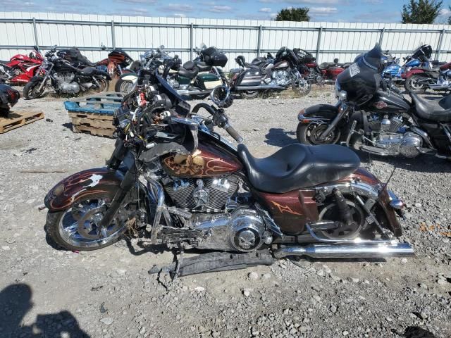 2010 Harley-Davidson Flhx