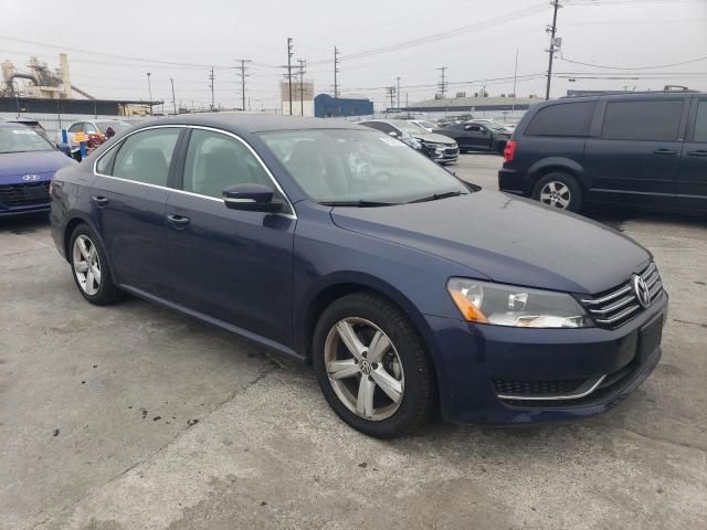 2013 Volkswagen Passat SE