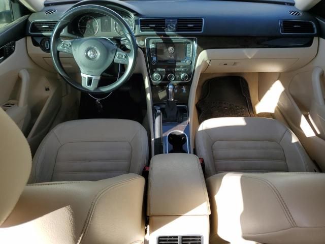 2014 Volkswagen Passat SEL