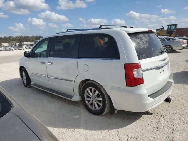 2016 Chrysler Town & Country Limited Platinum